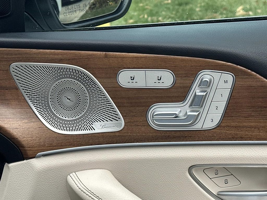 Thumbnail: 2024 Mercedes-Benz GLS - 21