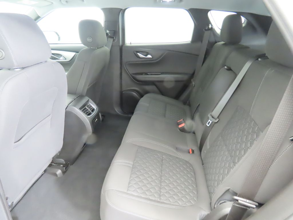 Thumbnail: 2022 Chevrolet Blazer - 19