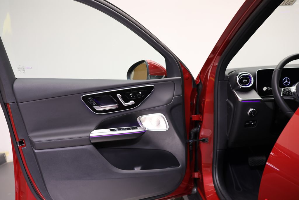 Thumbnail: 2026 Mercedes-Benz GLC - 30