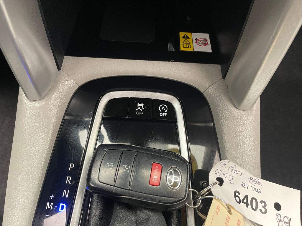 Thumbnail: 2022 Toyota Corolla Cross - 29