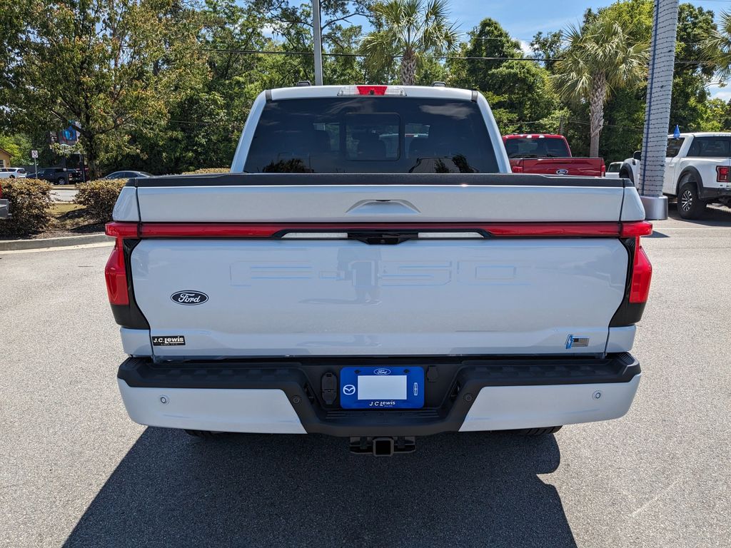 2025 Ford F-150 Lightning Lariat