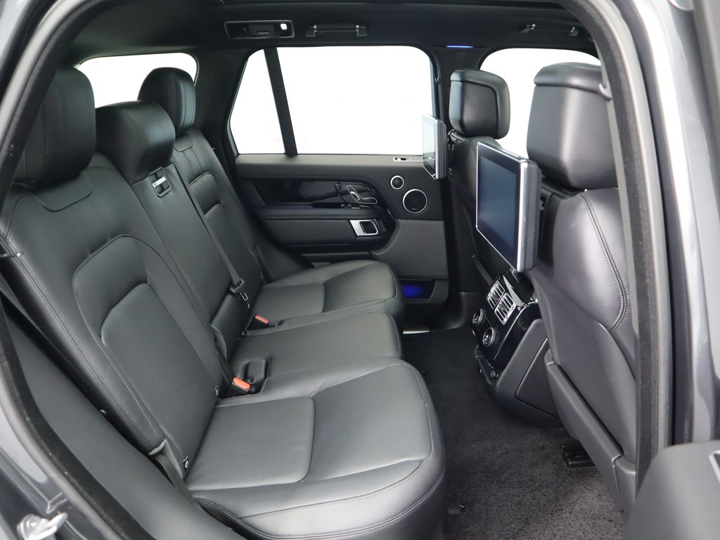 Thumbnail: 2022 Land Rover Range Rover - 22