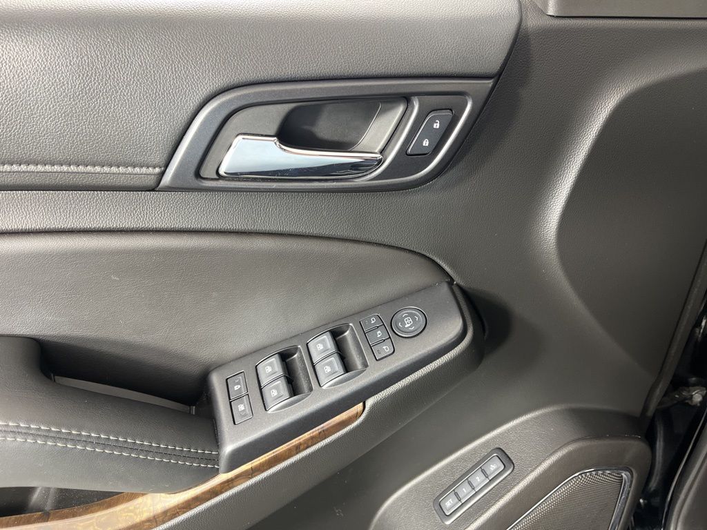 Thumbnail: 2018 Chevrolet Tahoe - 29