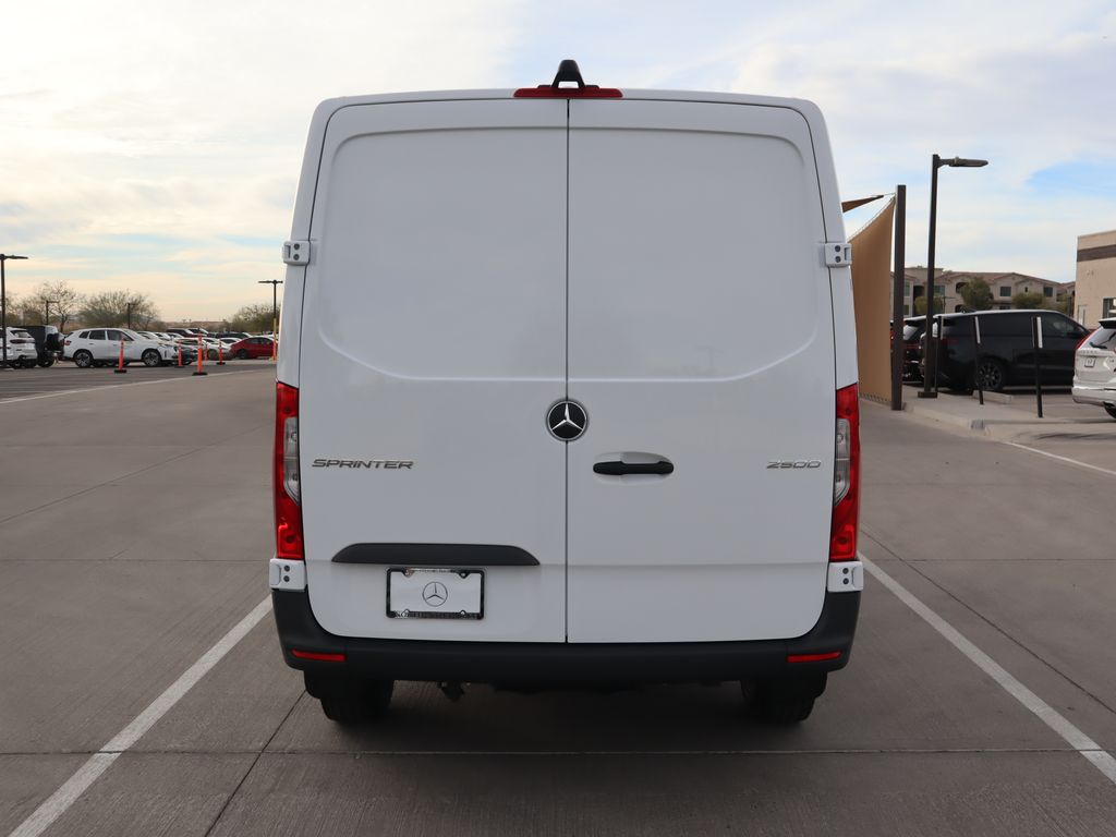 2025 Mercedes-Benz Sprinter 2500 6