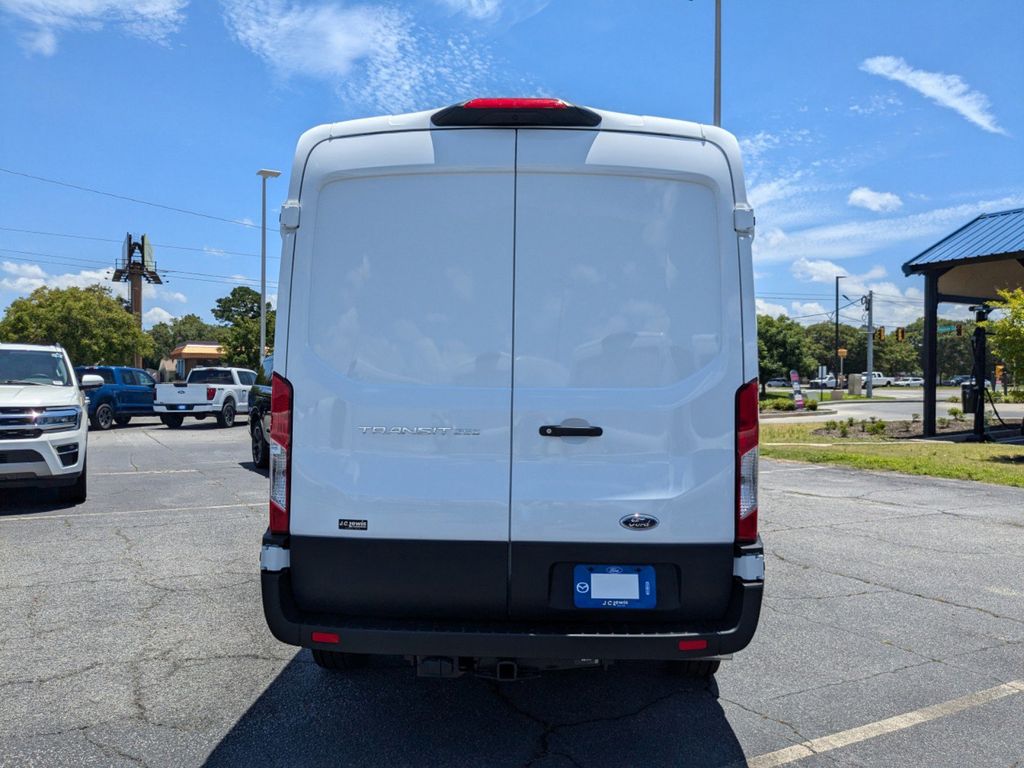 2025 Ford Transit 250