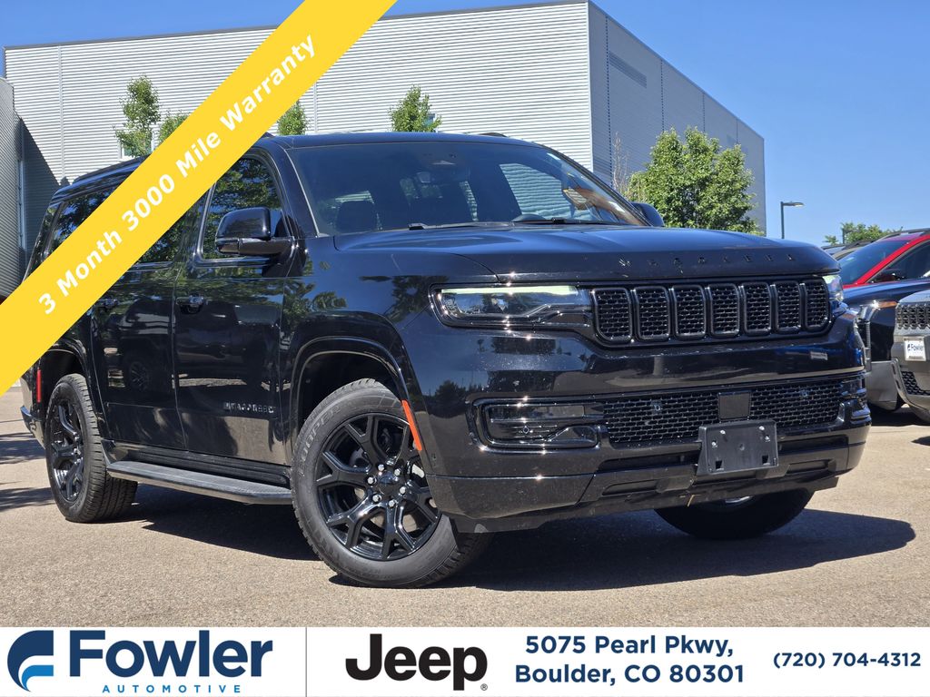 Diamond Black Crystal Pearlcoat 2024 Jeep Wagoneer L SUV / Crossover Four-Wheel Drive 8-Speed Automatic