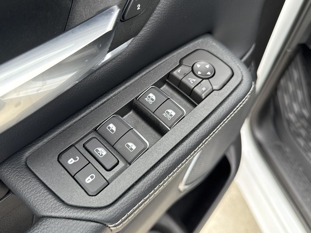 2026 Ram 1500 Laramie - 10