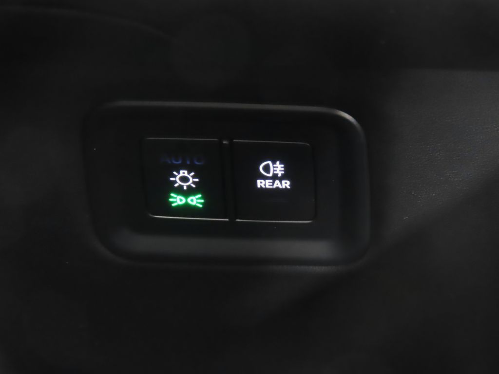 Thumbnail: 2025 Porsche  - 25