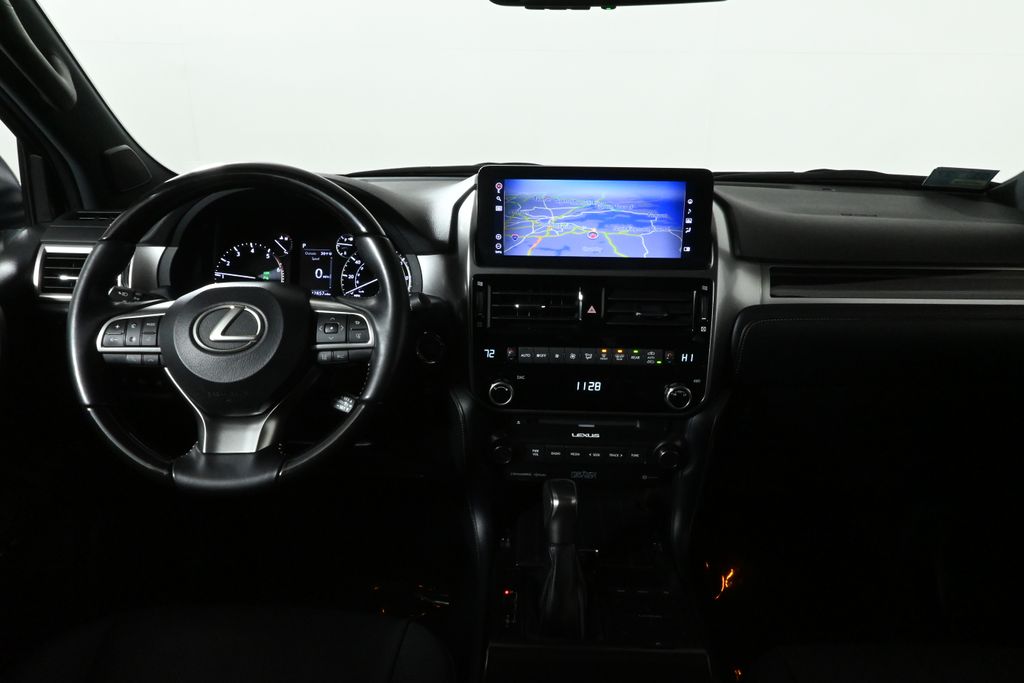 2023 Lexus GX 460 17