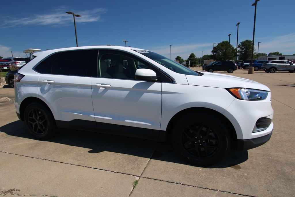 Used 2024 Ford Edge SUV