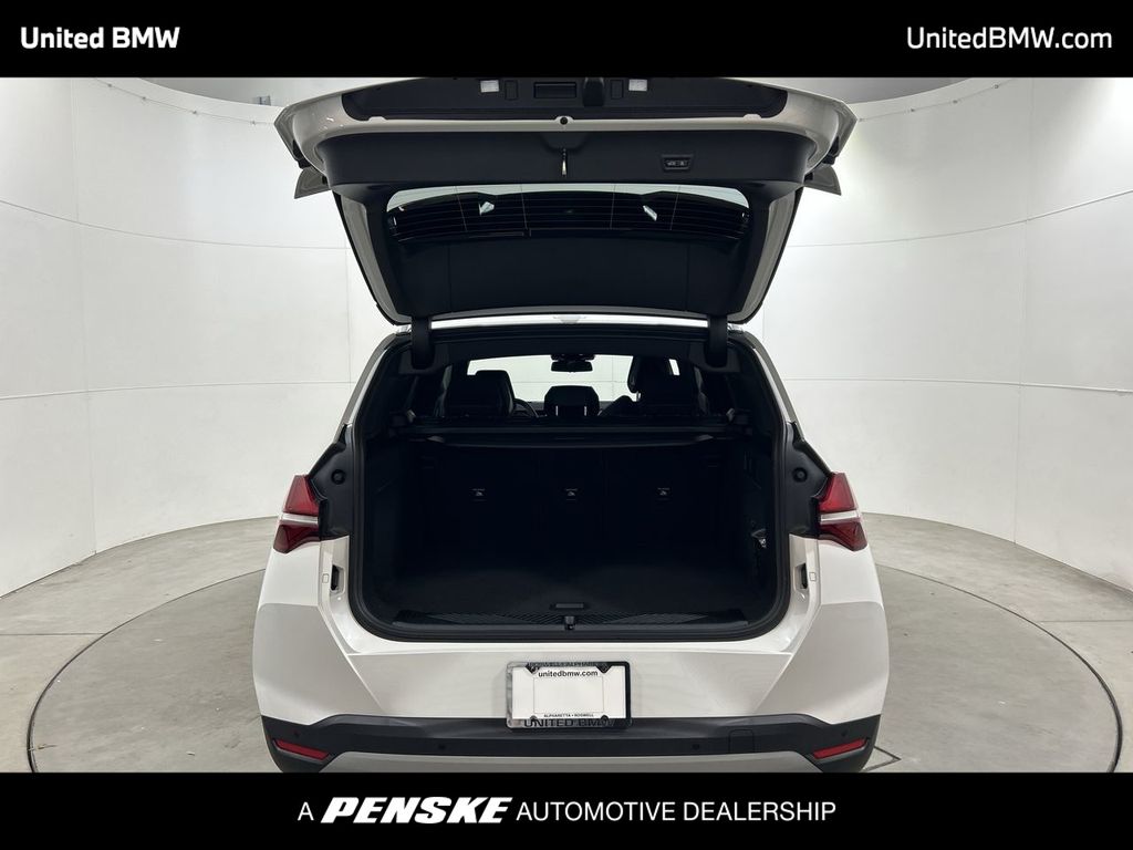 Thumbnail: 2025 BMW X3 - 22