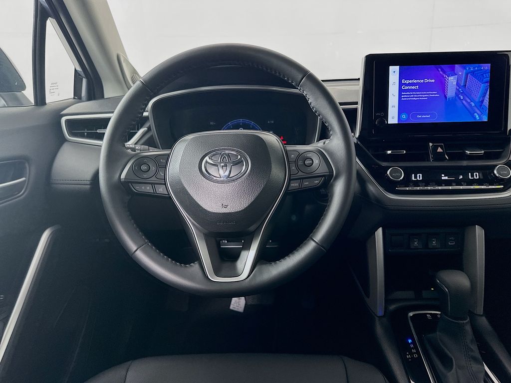 Thumbnail: 2025 Toyota Corolla Cross - 21