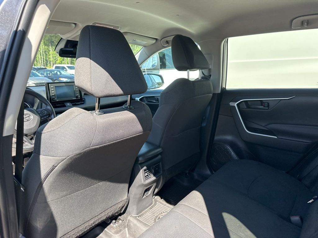 2022 Magnetic Gray Metallic Toyota RAV4 LE FWD SUV