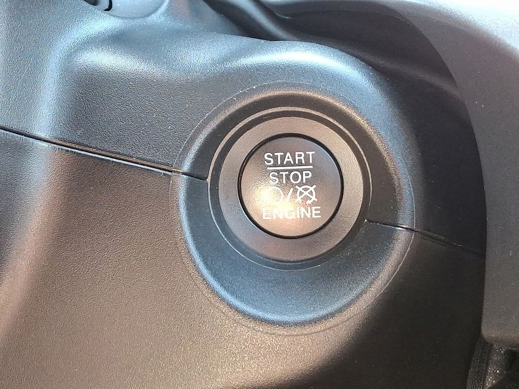Thumbnail: 2021 Fiat 500X - 26