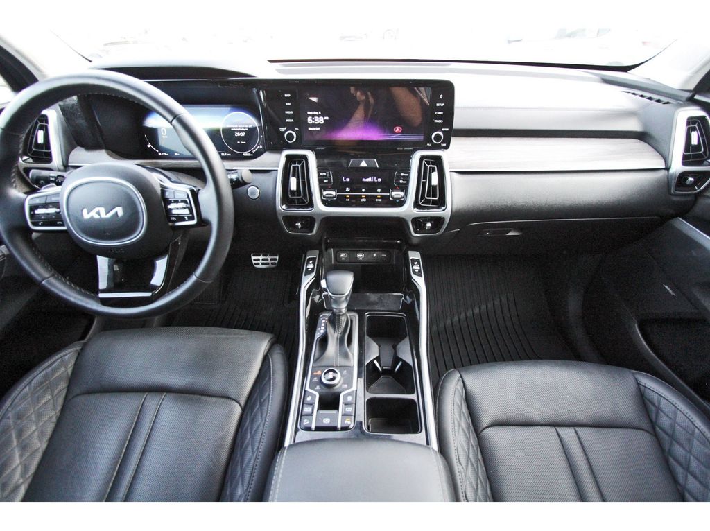 Used 2023 Kia Sorento SUV