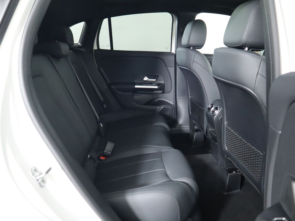 2025 Mercedes-Benz GLA 250 22