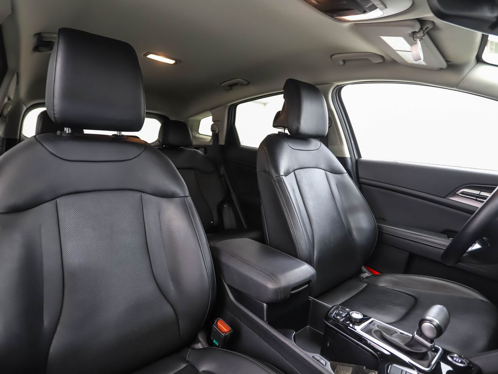 Thumbnail: 2023 Kia Sportage - 32