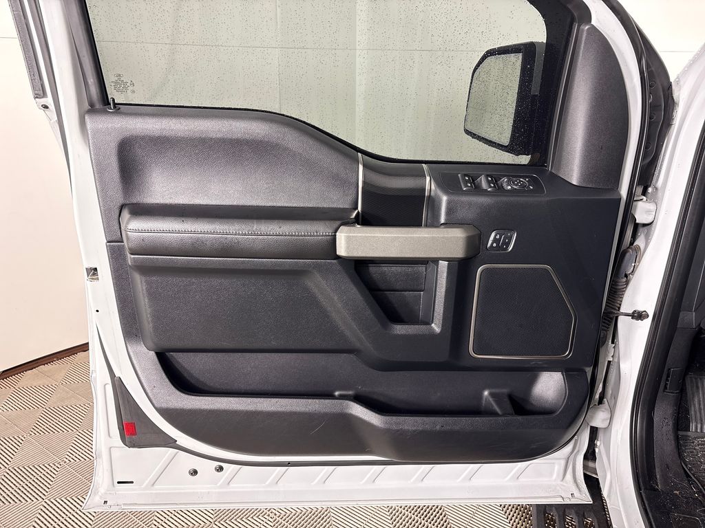 Used 2017 White Ford Raptor image 25