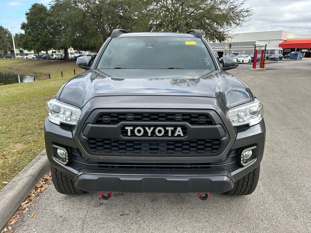 Thumbnail: 2022 Toyota Tacoma - 8