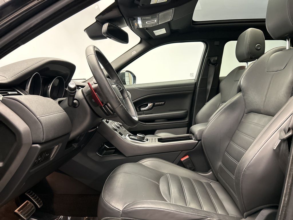 Thumbnail: 2018 Land Rover Range Rover Evoque - 12