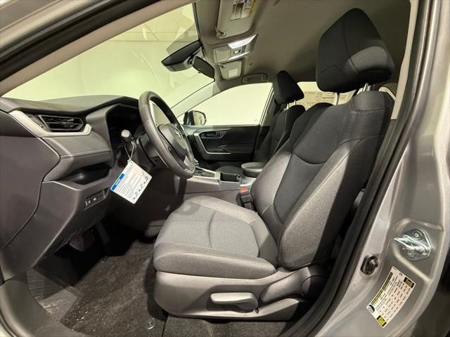 Thumbnail: 2025 Toyota RAV4 - 13