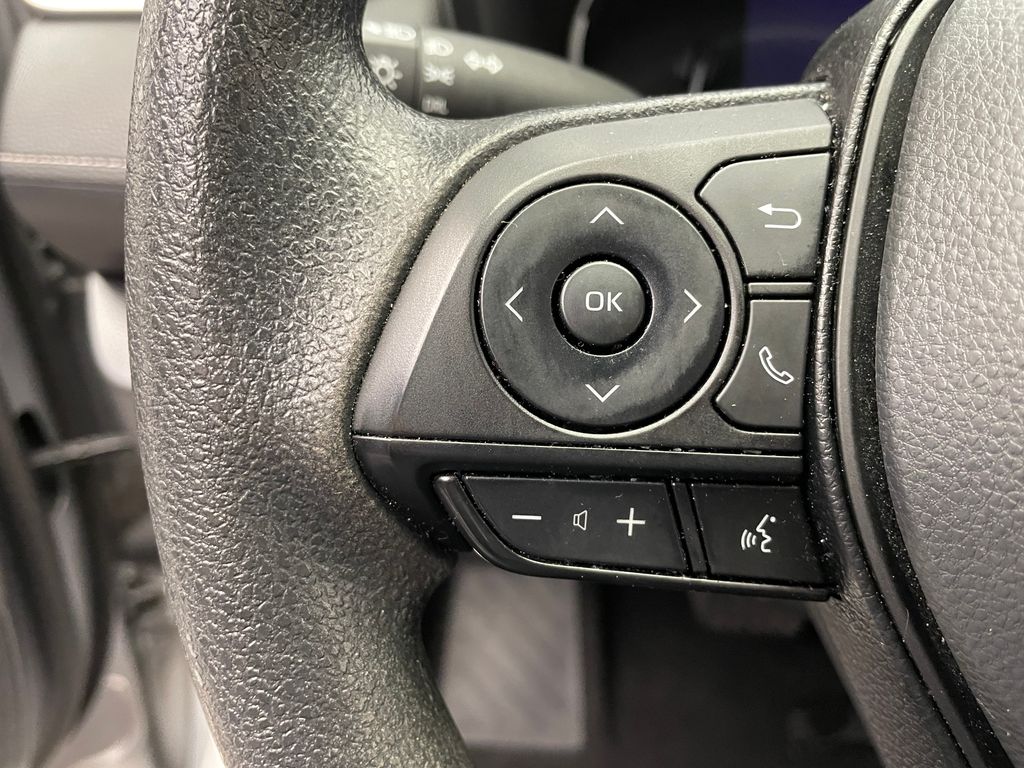 2023 Toyota RAV4 LE 21