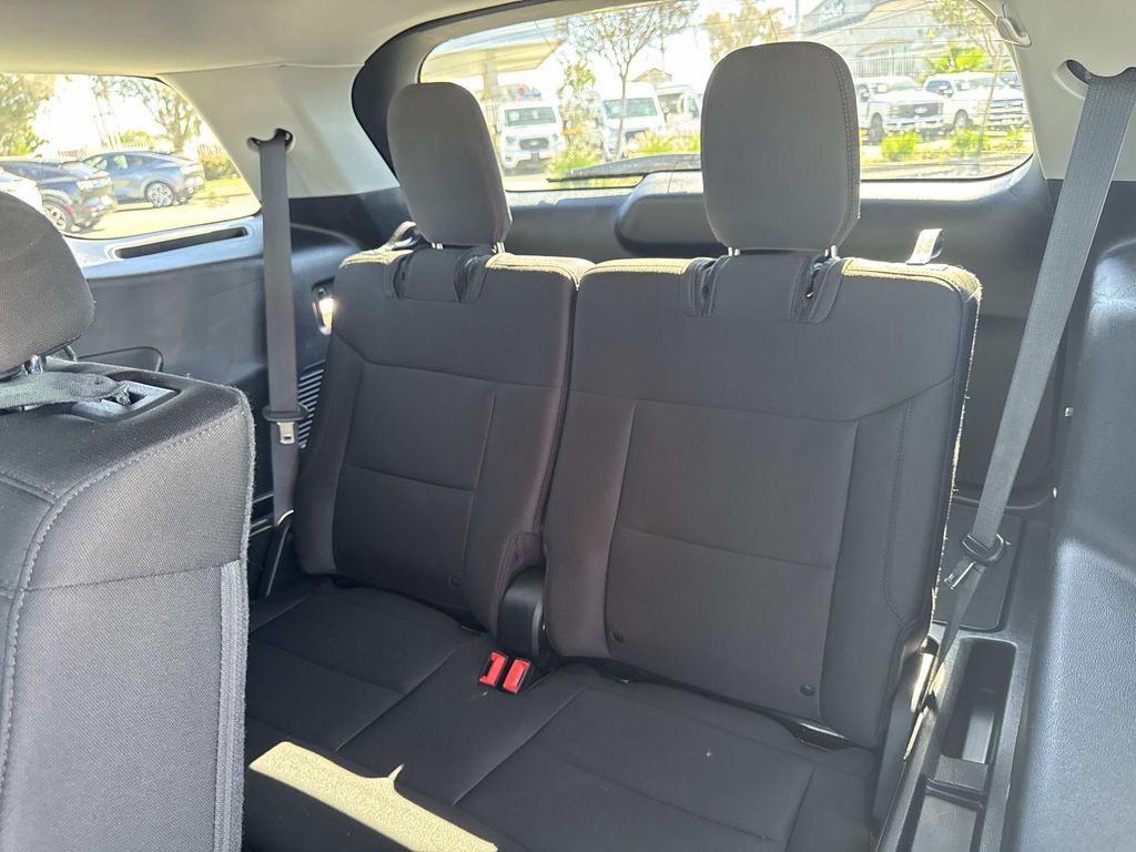 Used 2023 Ford Explorer XLT 4D Sport Utility