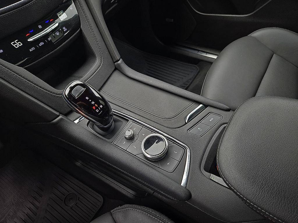 Used 2024 Cadillac XT5 Premium Luxury For Sale in Farmington, AR