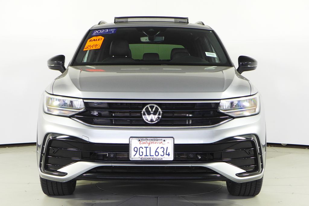 Thumbnail: 2023 Volkswagen Tiguan - 3