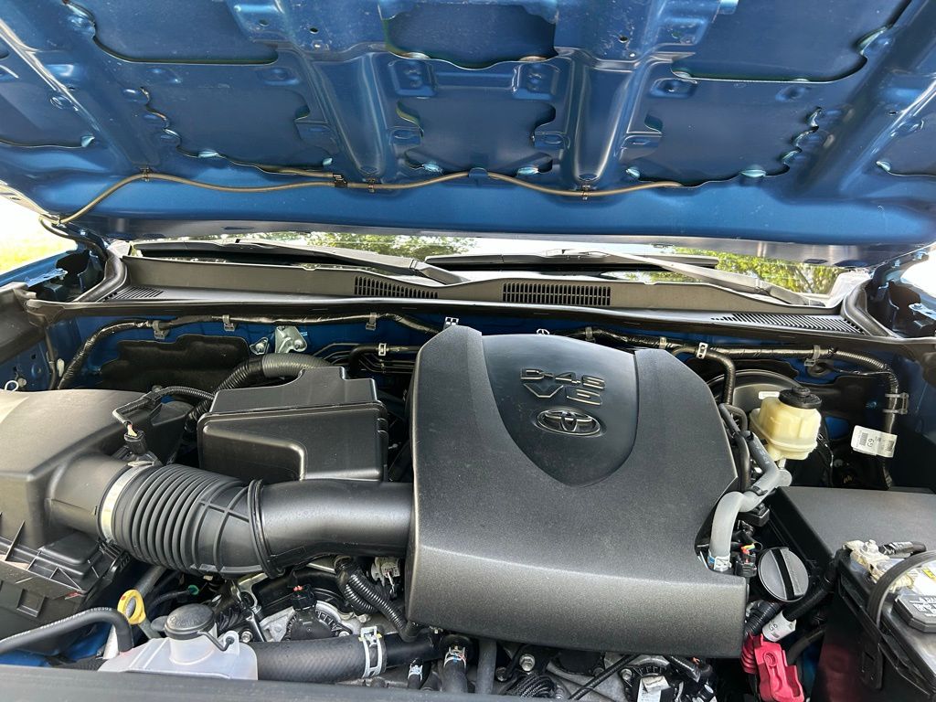 2016 Toyota Tacoma Limited 11