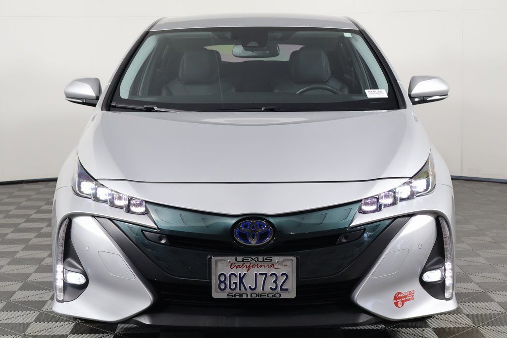 Thumbnail: 2018 Toyota Prius Prime - 2