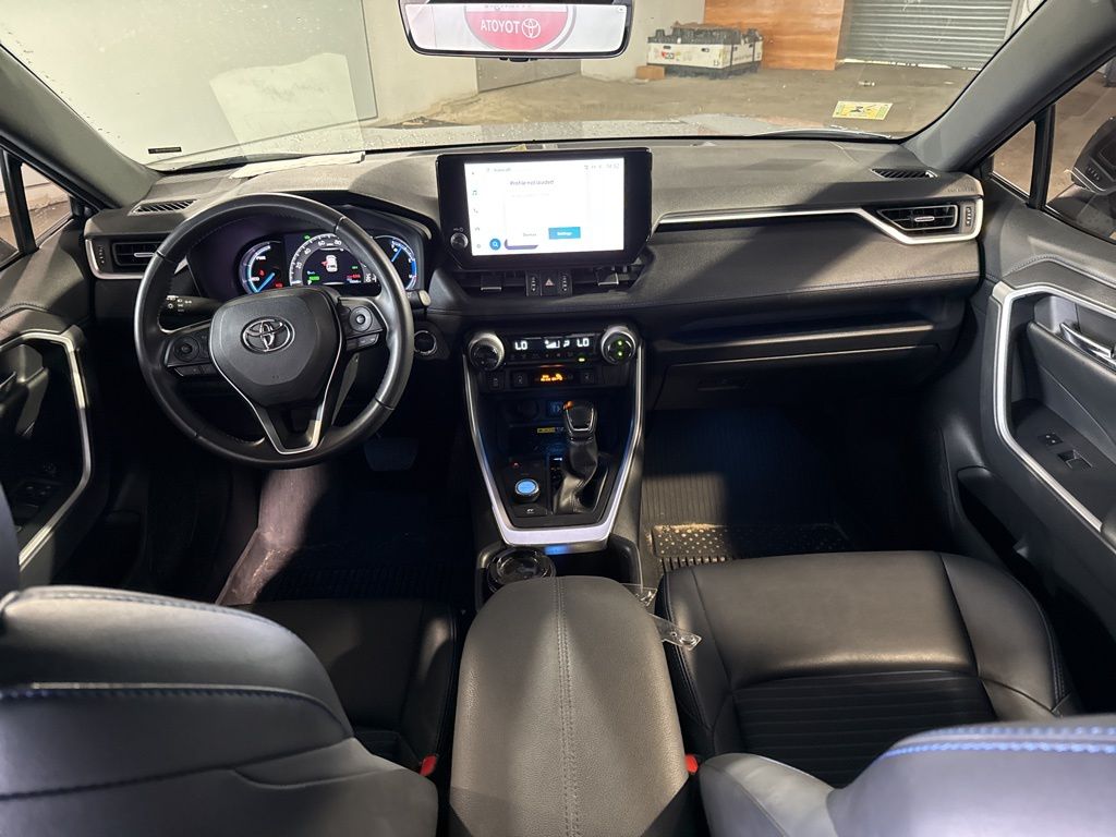 Thumbnail: 2023 Toyota RAV4 - 23