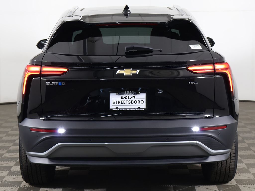 Used 2024 Black Chevrolet LT image 13