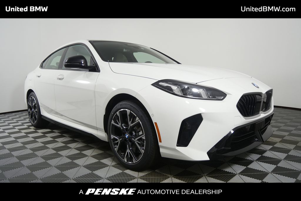 Thumbnail: 2026 BMW 2 Series - 1