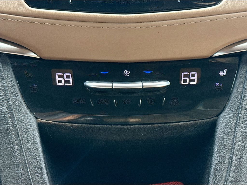 2019 Cadillac XT5 Platinum White at Bayway Cadillac of The Woodlands