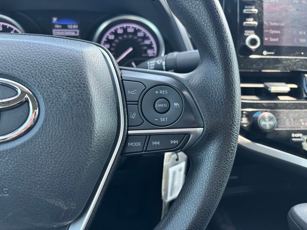 2023 Toyota Camry LE photo