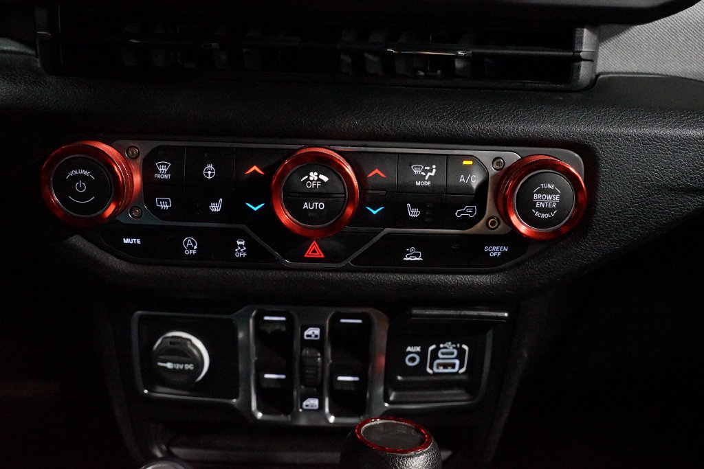Thumbnail: 2024 Jeep Wrangler - 21