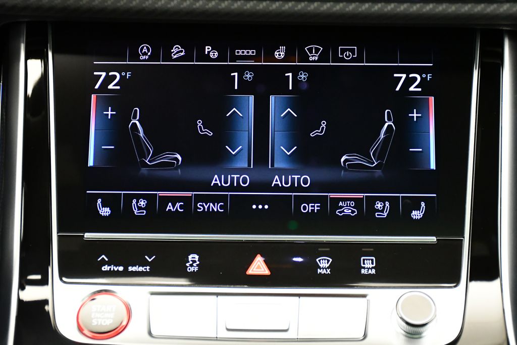 Thumbnail: 2026 Audi RS Q8 - 27