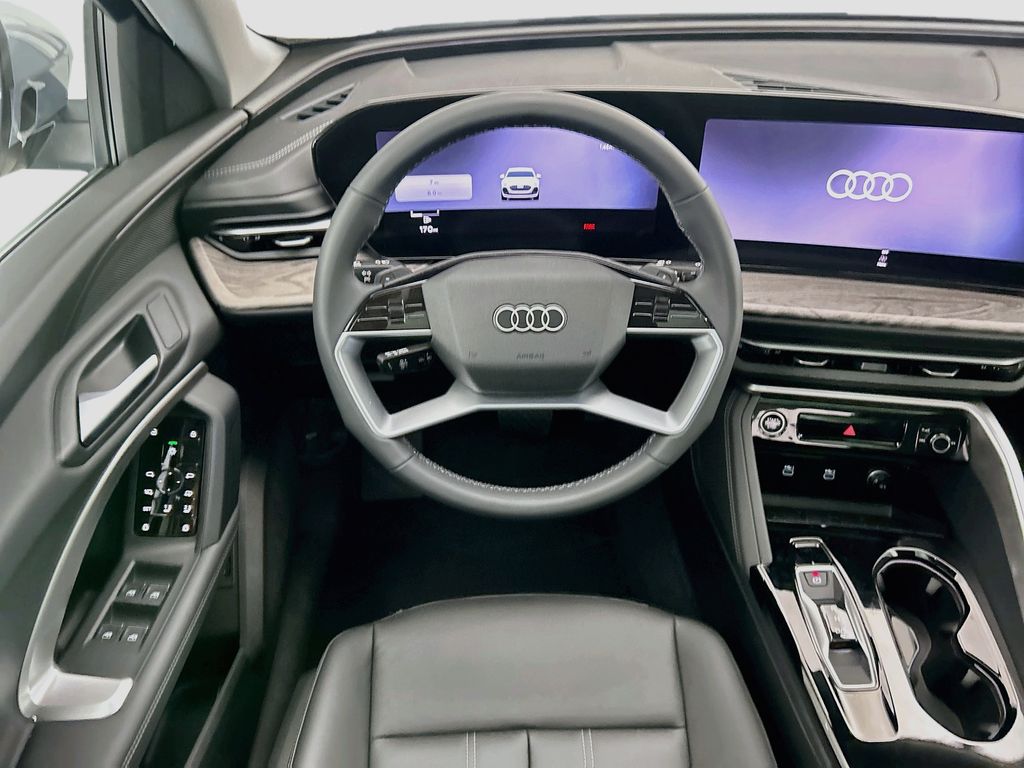 Thumbnail: 2026 Audi Q5 - 10
