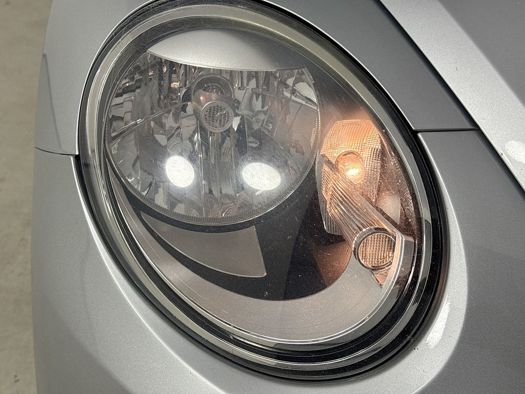 Used Car 2015 Volkswagen Beetle  1.8t For Sale Under $15,000 In Austin, Texas