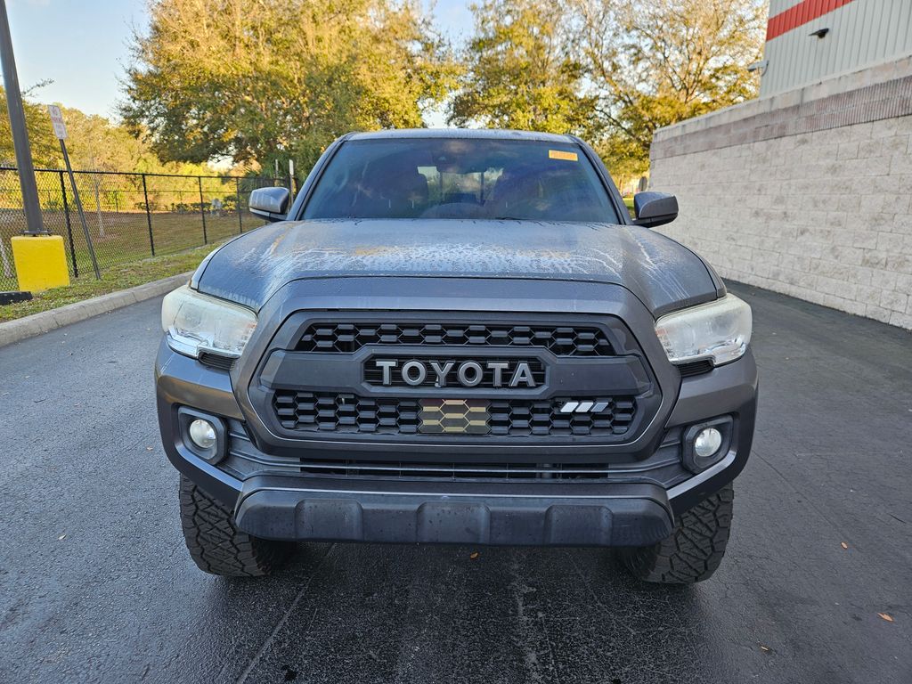 2019 Toyota Tacoma TRD Sport 8