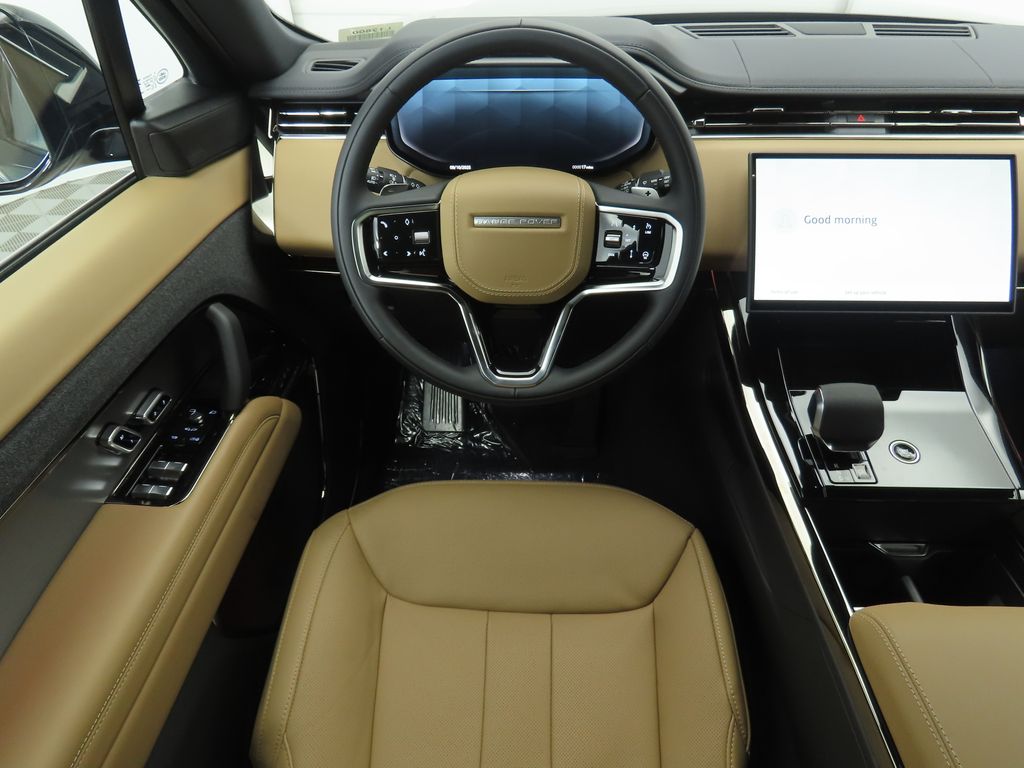 Thumbnail: 2025 Land Rover Range Rover Sport - 10