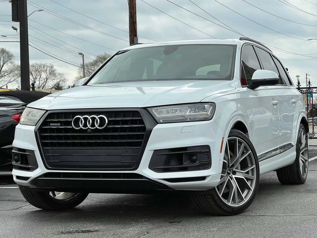 White 2019 Audi Q7 55 TFSI quattro Prestige SUV / Crossover All-Wheel Drive 8-Speed Automatic