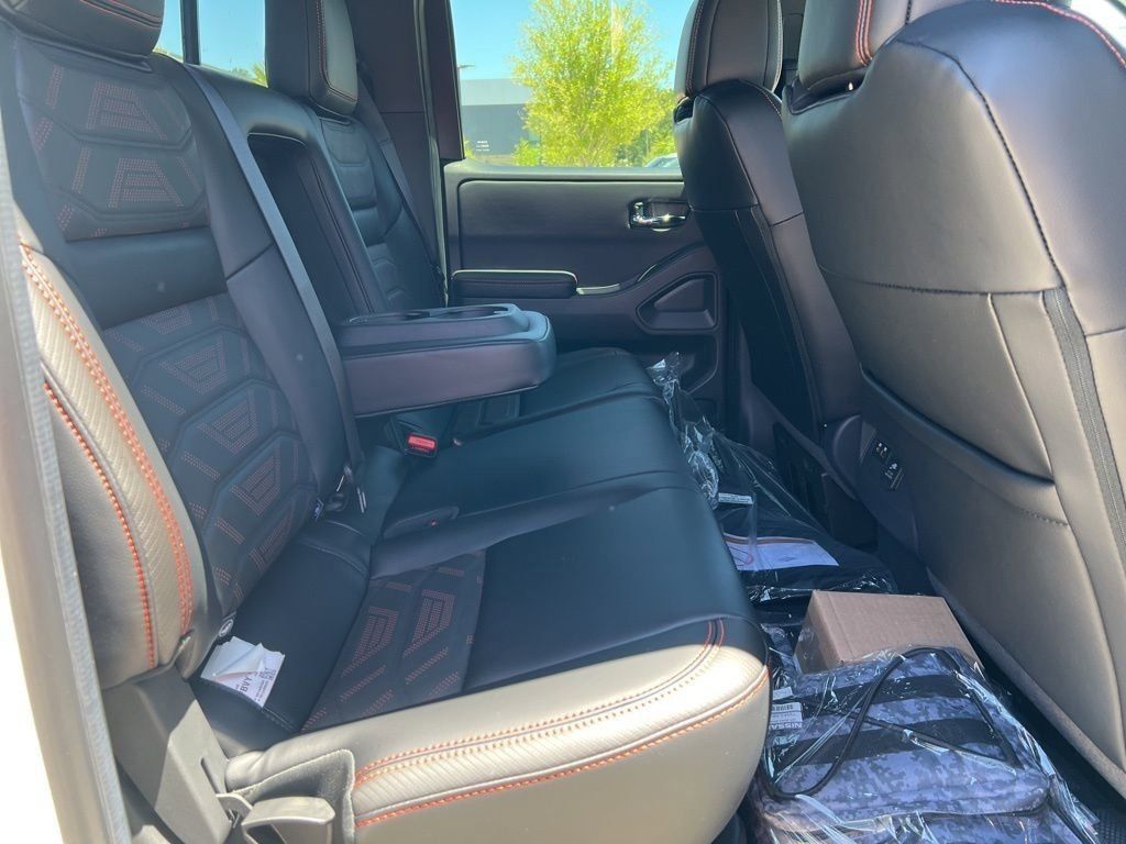 2025 Glacier White Nissan Frontier PRO-4X 4X4 Truck