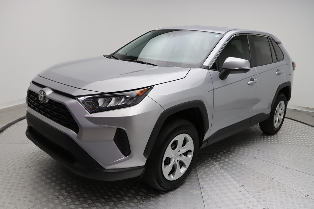 2022 Toyota RAV4 LE -
                West Palm Beach, FL