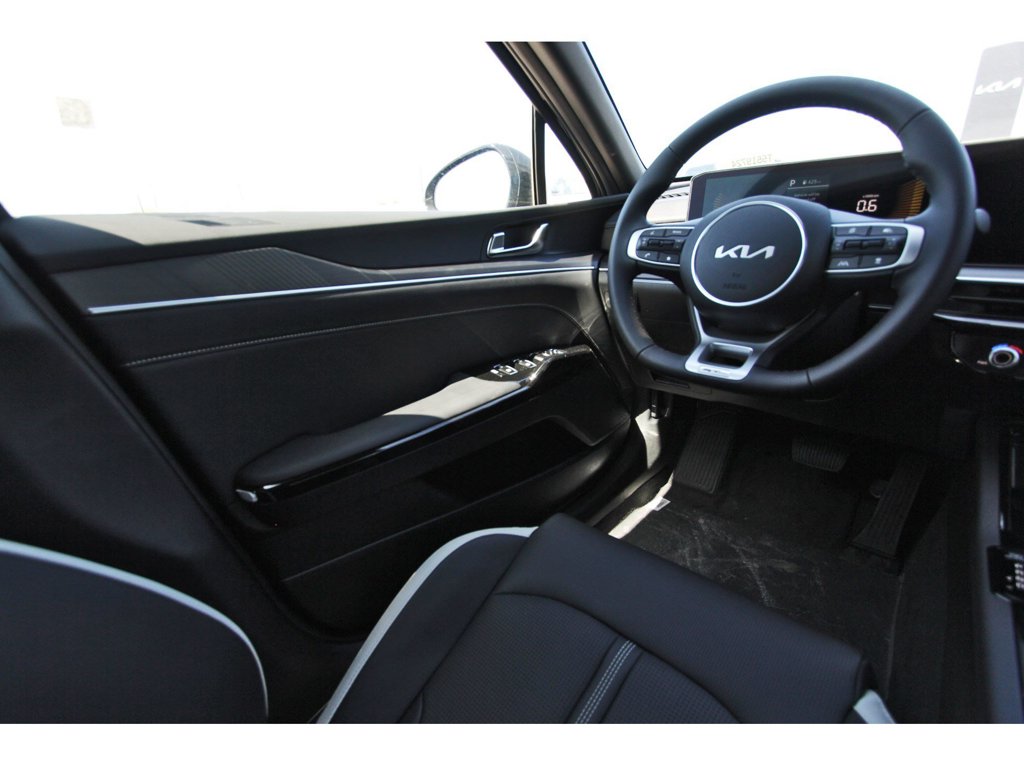 New 2026 Kia K5 Sedan