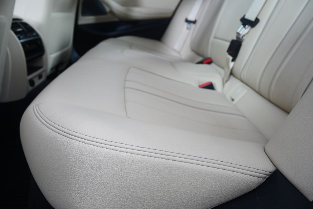 Thumbnail: 2020 BMW 5 Series - 15