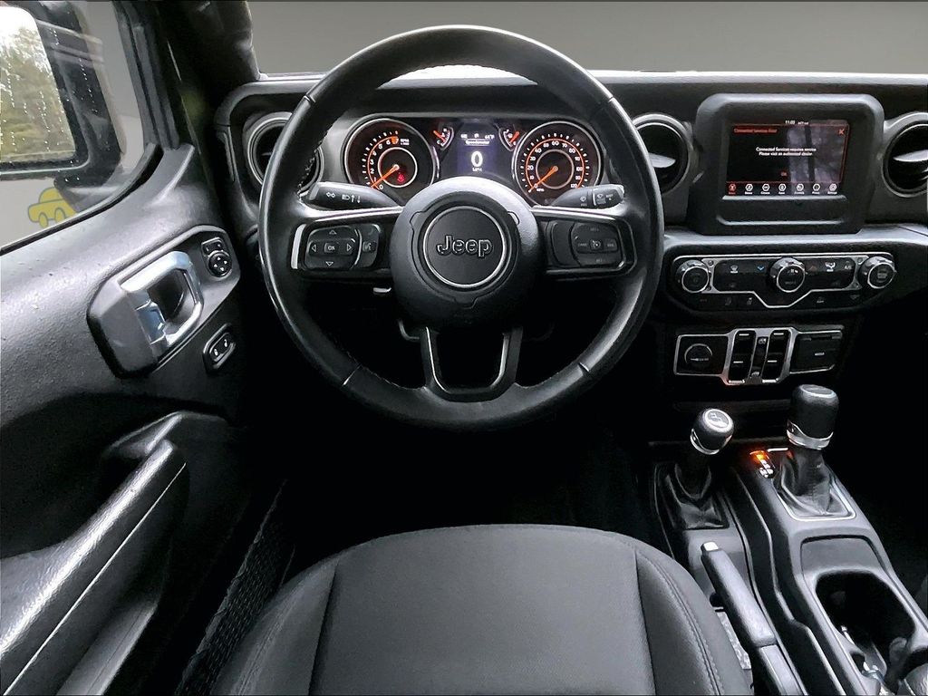 2022 Jeep Gladiator — photo 19