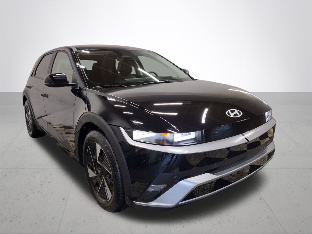 2026 Hyundai Ioniq 5 SEL photo 4