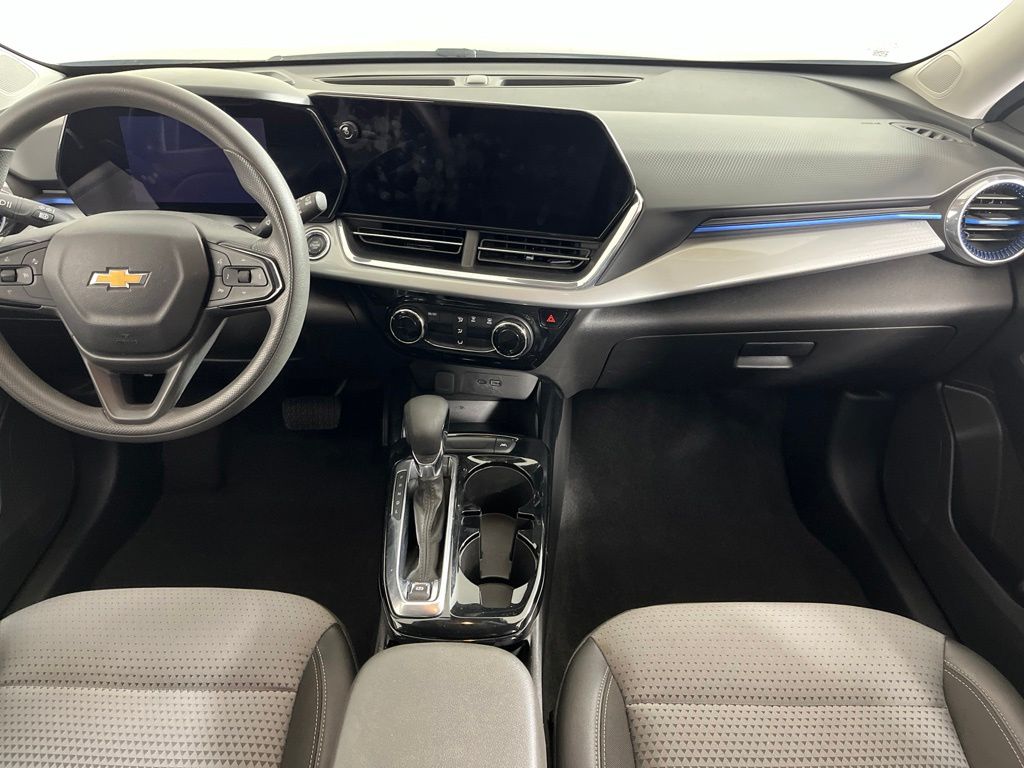 Thumbnail: 2025 Chevrolet Trax - 16